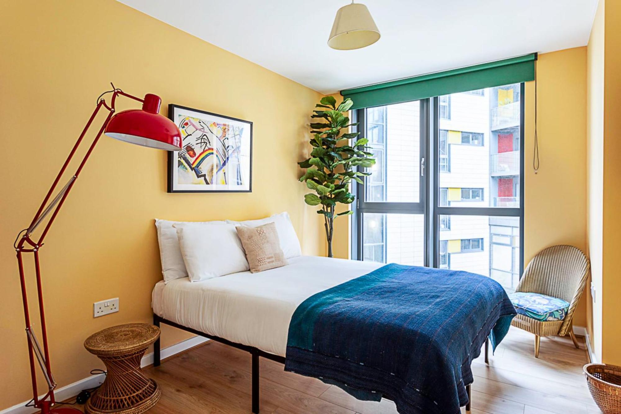 Vibrant And Modern With Canal Views Appartamento Londra